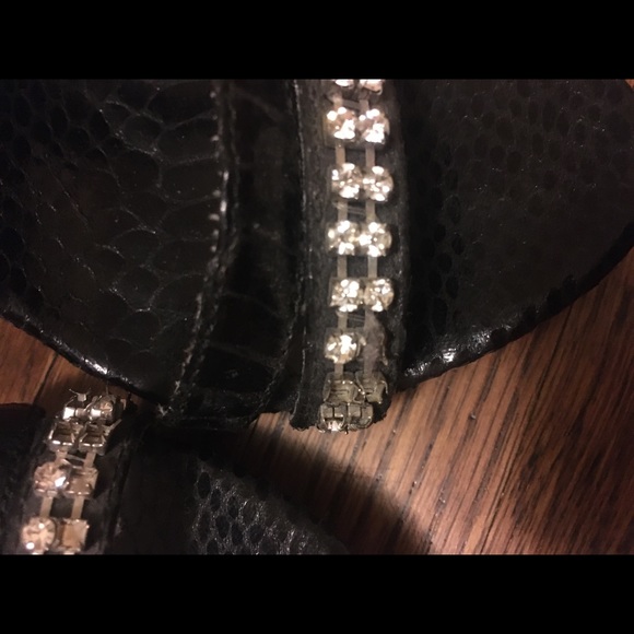 Super Sexy Playboy Bunny Strappy Heels 🖤🤍 - Picture 8 of 10